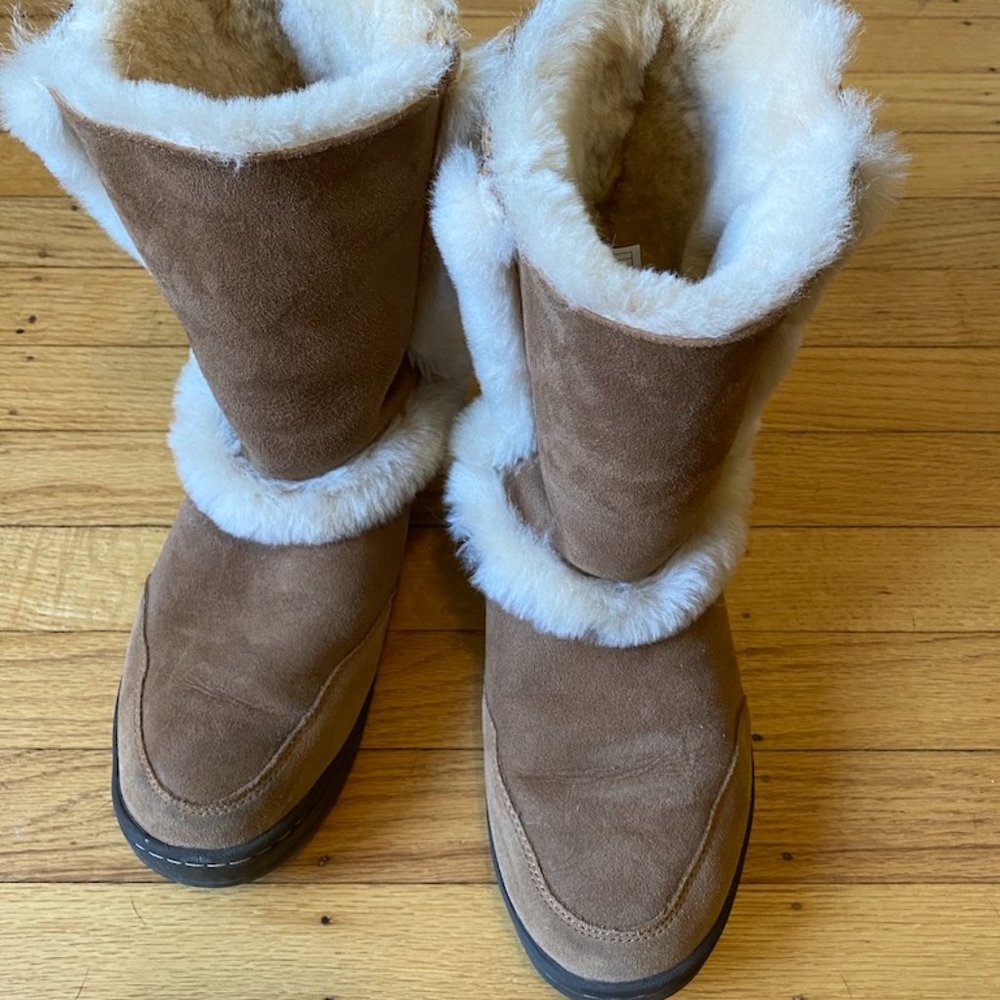 Ugg Sundance Boots Size 8